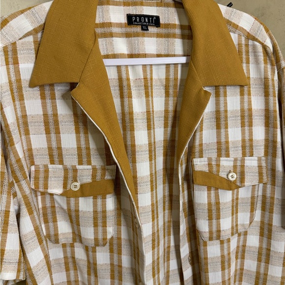 Vintage Tan, Plaid Button Down 🍂 - Picture 7 of 9